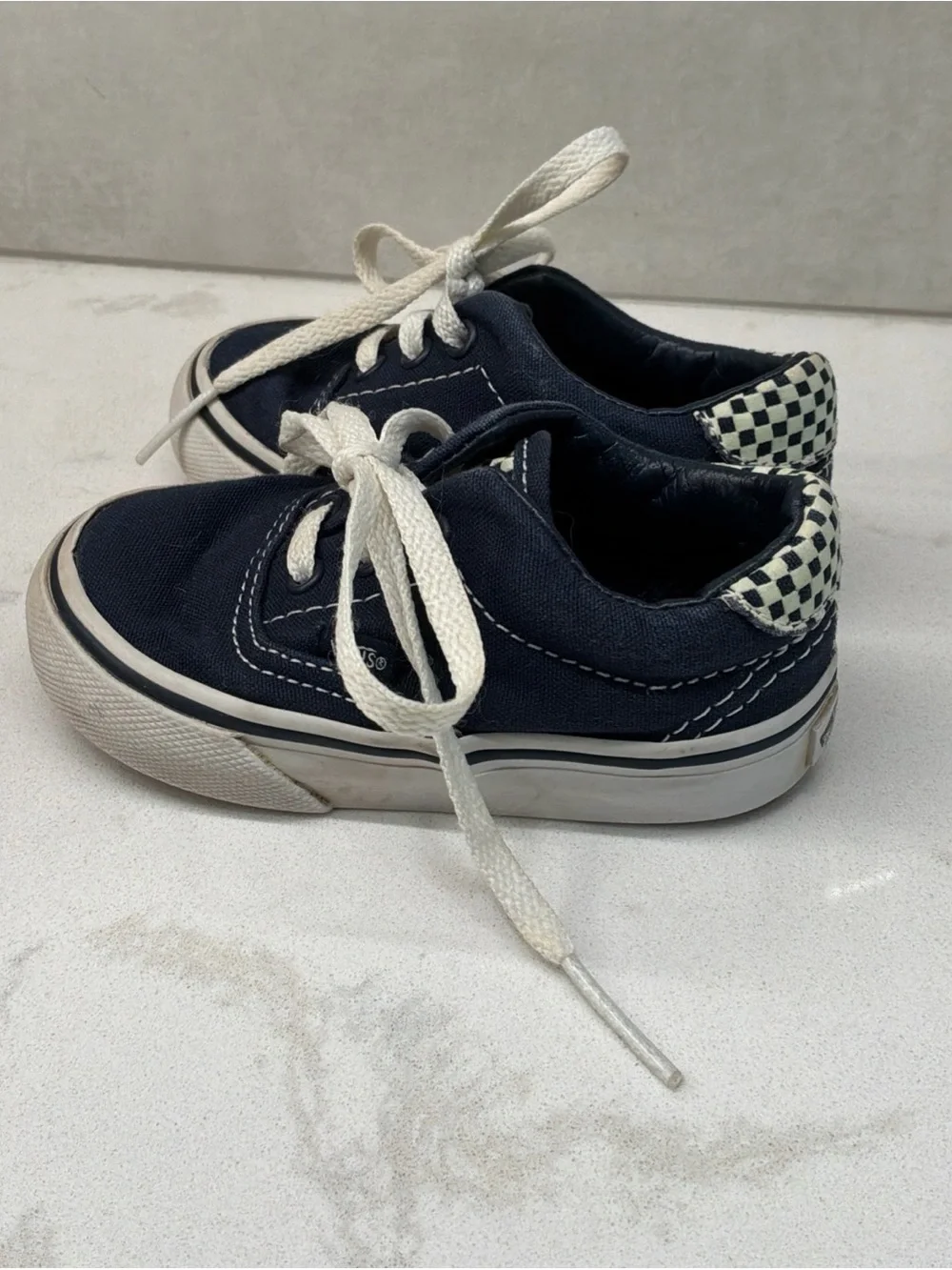 Vans Off the Wall Toddlers 5.5 Blue and White Checker Skater